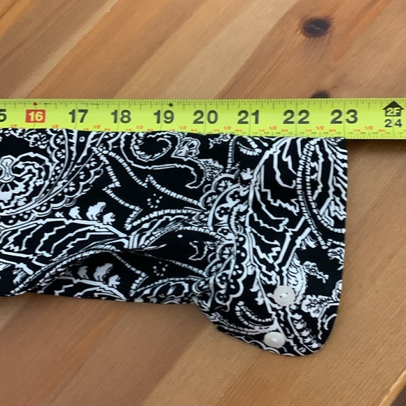 Chaps Petite NWOT Black & White, Long Sleeve, No Iron, Button Up Blouse - Picture 7 of 11